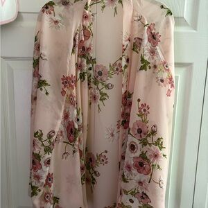 Do Everything in Love Pink Floral Kimono